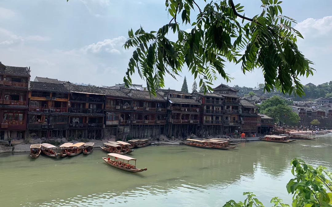 Day 5 - Zhangjiajie to Fenghuang by car