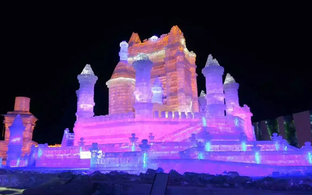 Harbin International & Snow Festival and Skiing in Yabuli