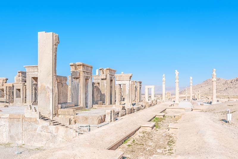 Day 6 - Drive to Isfahan and Excursion to Persepolis